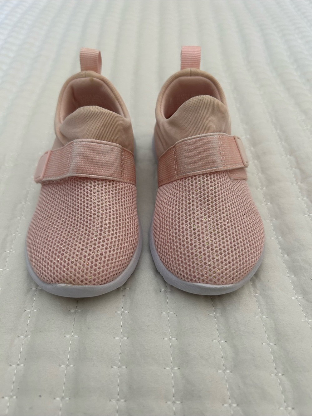 Cat & Jack Pink Slip-On Mesh Swim/Water Shoes Toddler Size 6